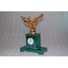​Часы орёл РФ из малахита на малахите (на заказ)